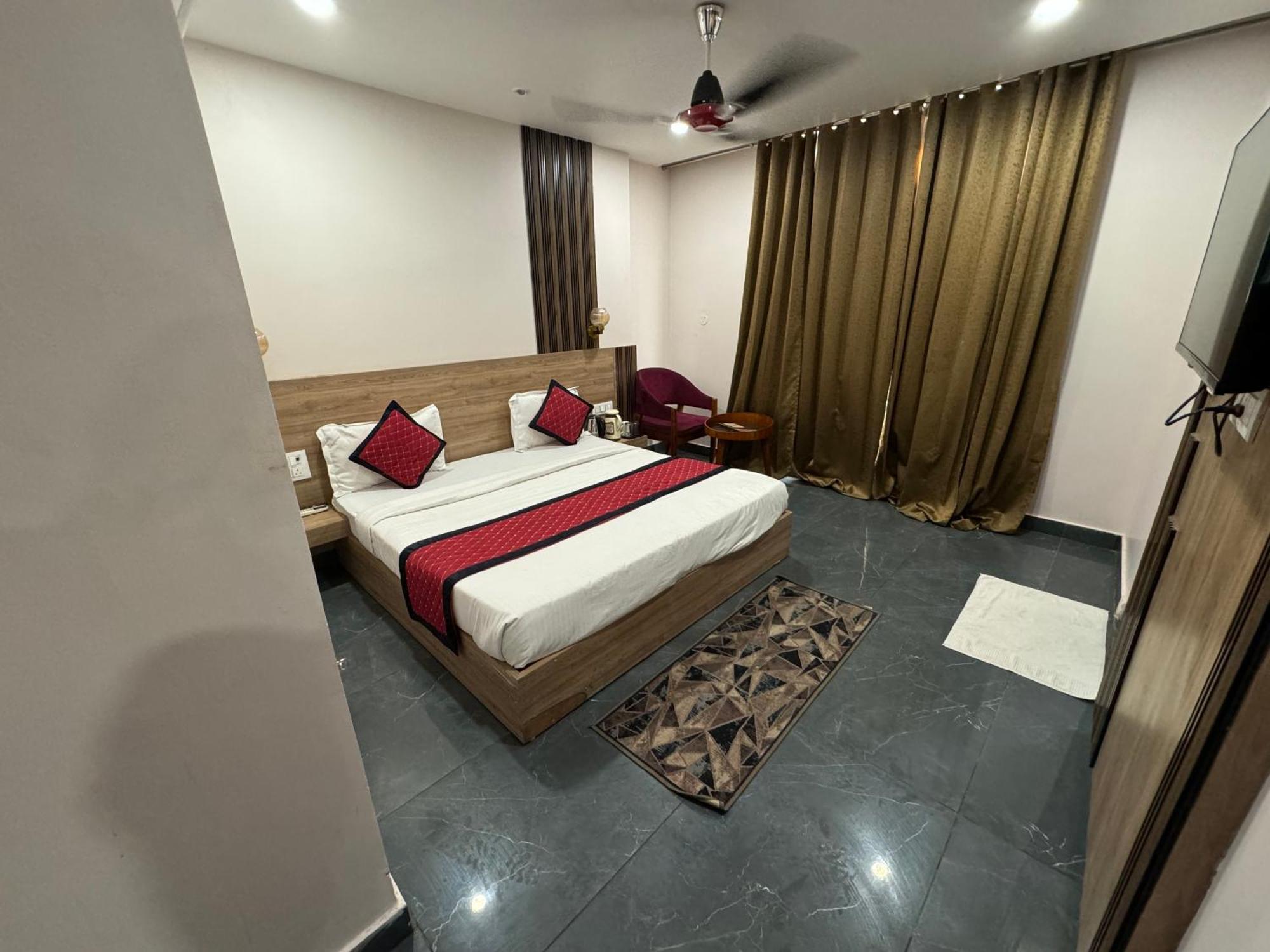 Namay Inn By T And M Hotels Haridwār Exterior foto